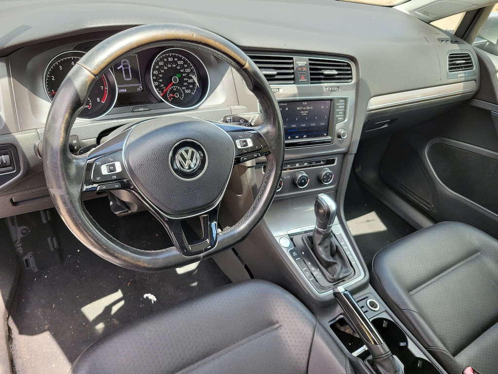 Used 2017 Volkswagen Golf Alltrack TSI SE 4MOTION Wagon