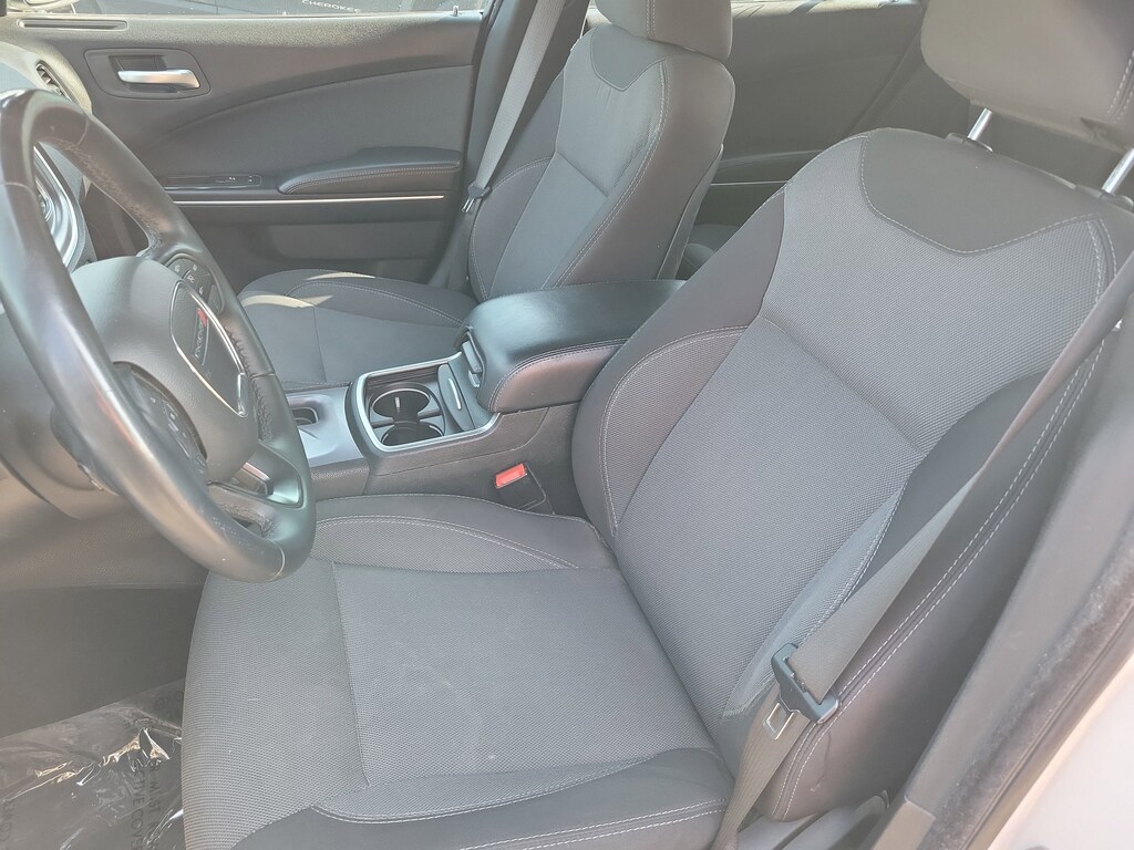 Used 2015 Dodge Charger SE Sedan