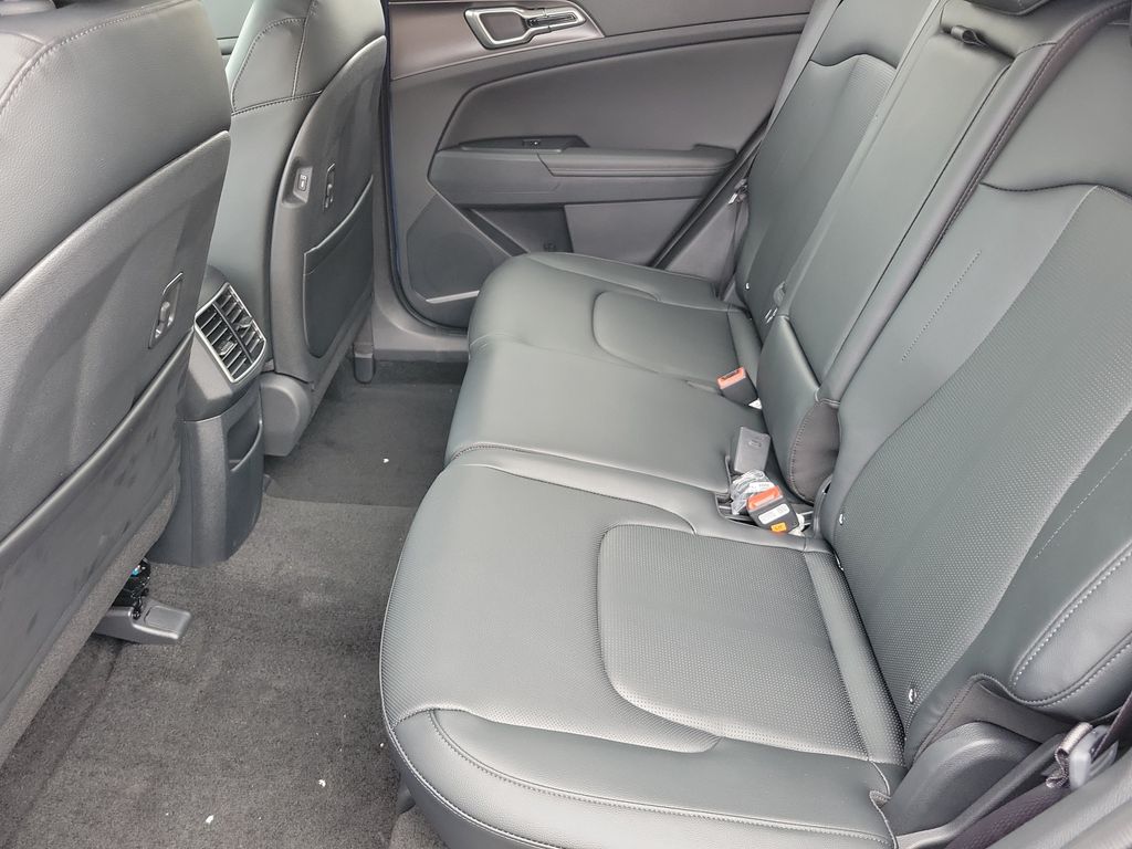 2026 Kia Sportage EX - Photo 12
