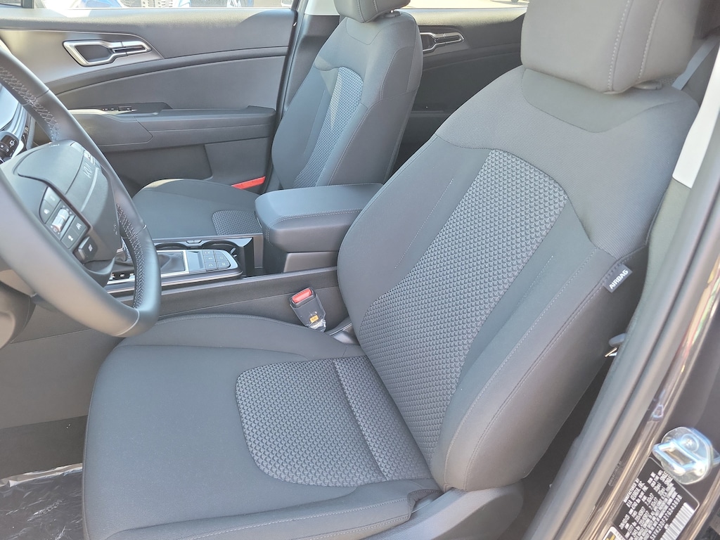 New 2026 Kia Sportage LX SUV