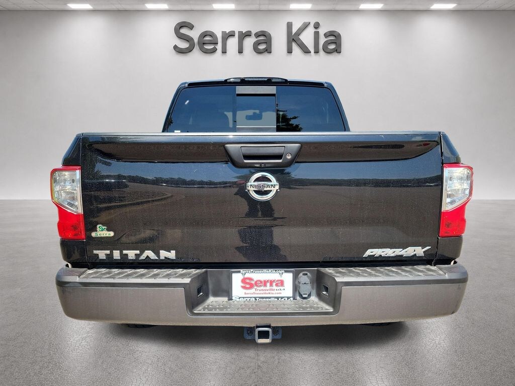 Used 2017 Nissan Titan PRO-4X Truck Crew Cab