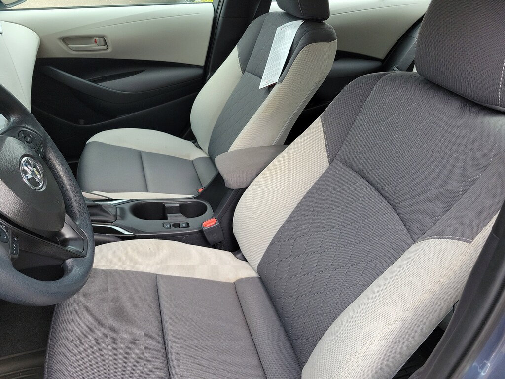 Used 2025 Toyota Corolla LE Sedan