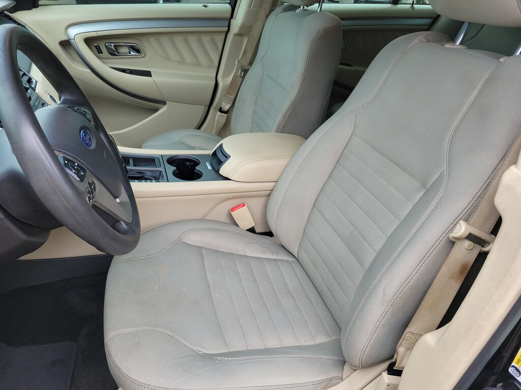 Used 2016 Ford Taurus SE Sedan