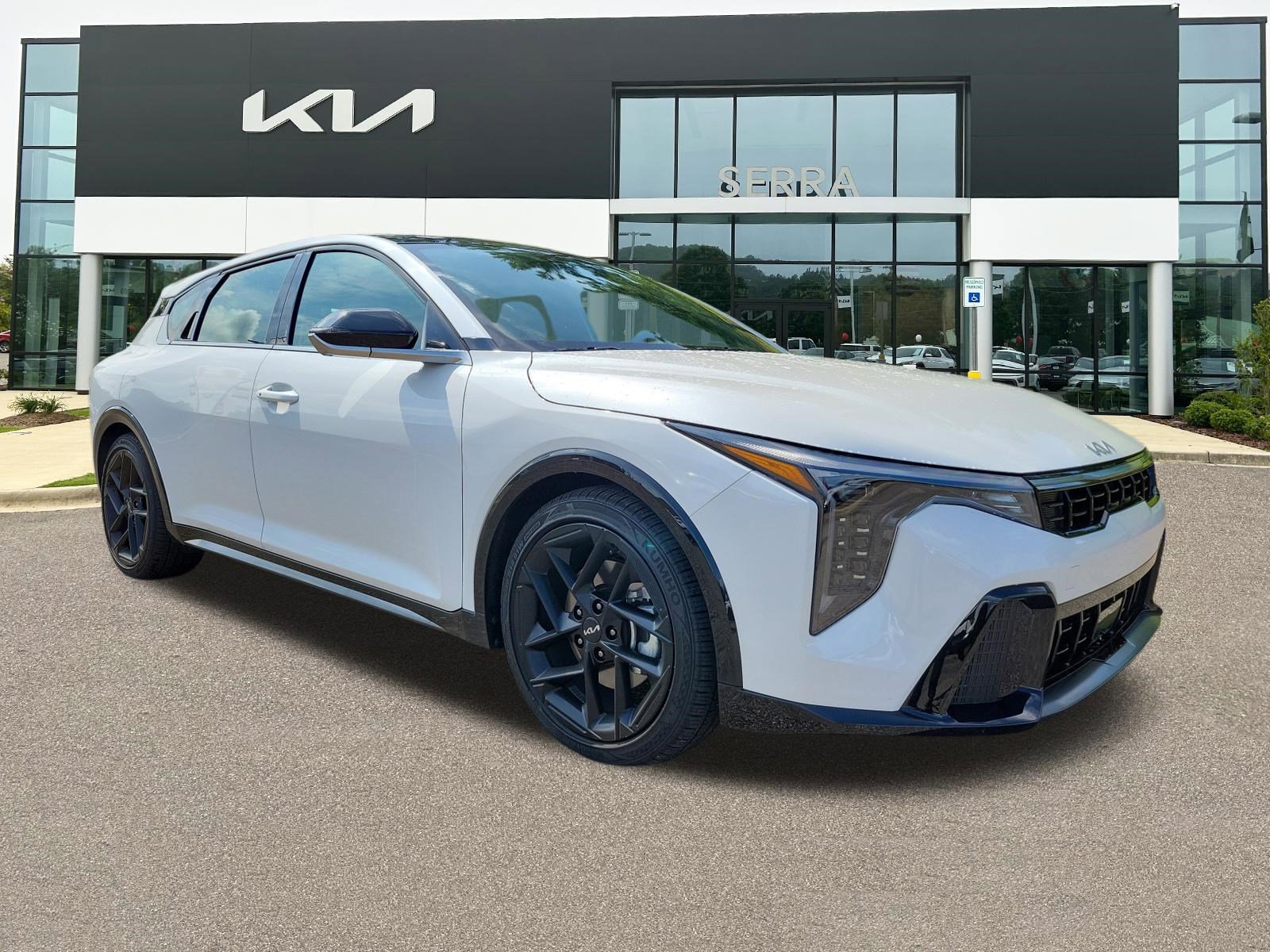 2026 Kia K4 GT-Line Turbo AT Hatchback's photo