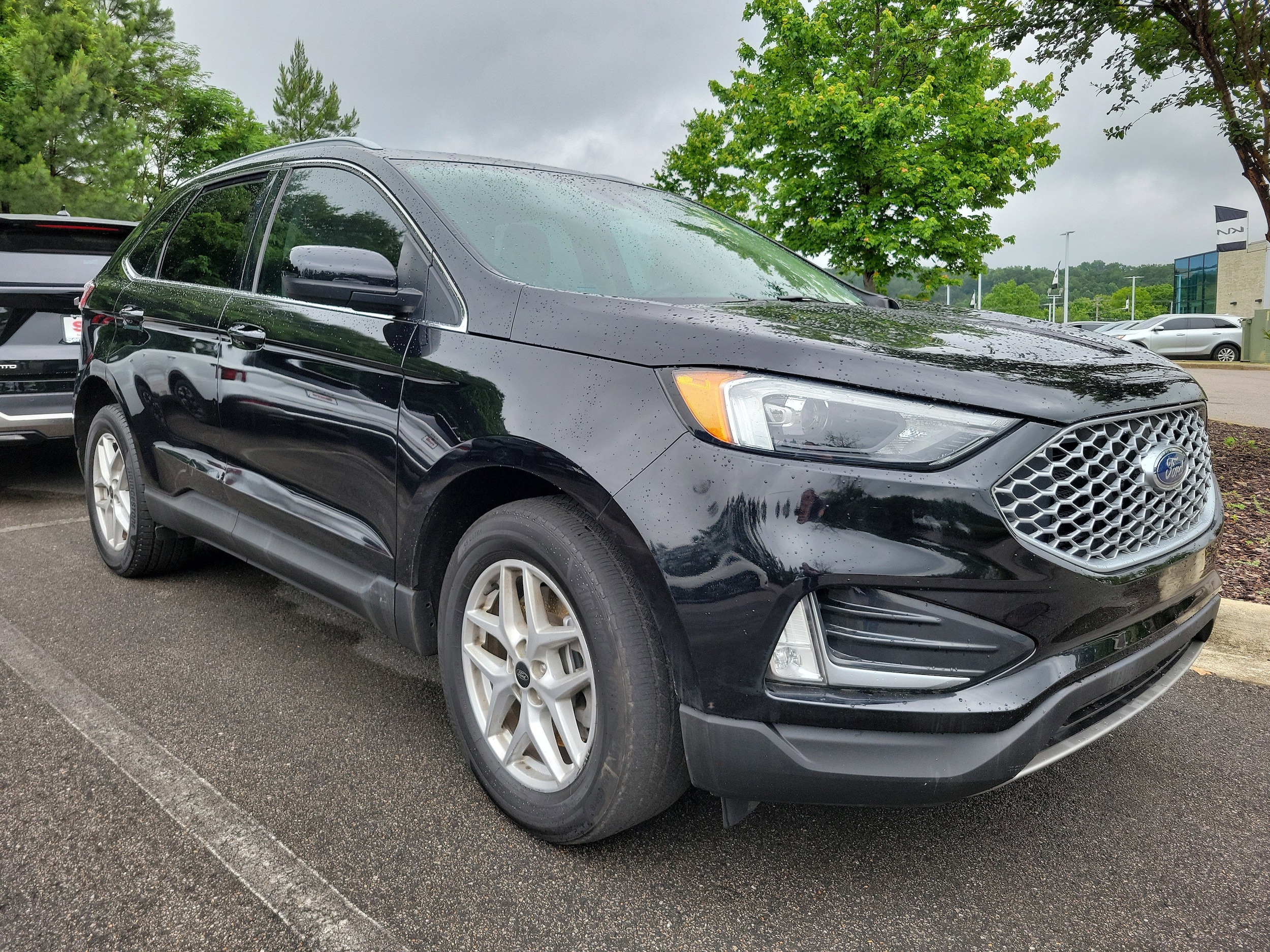 2023 Ford Edge SEL AWD's photo