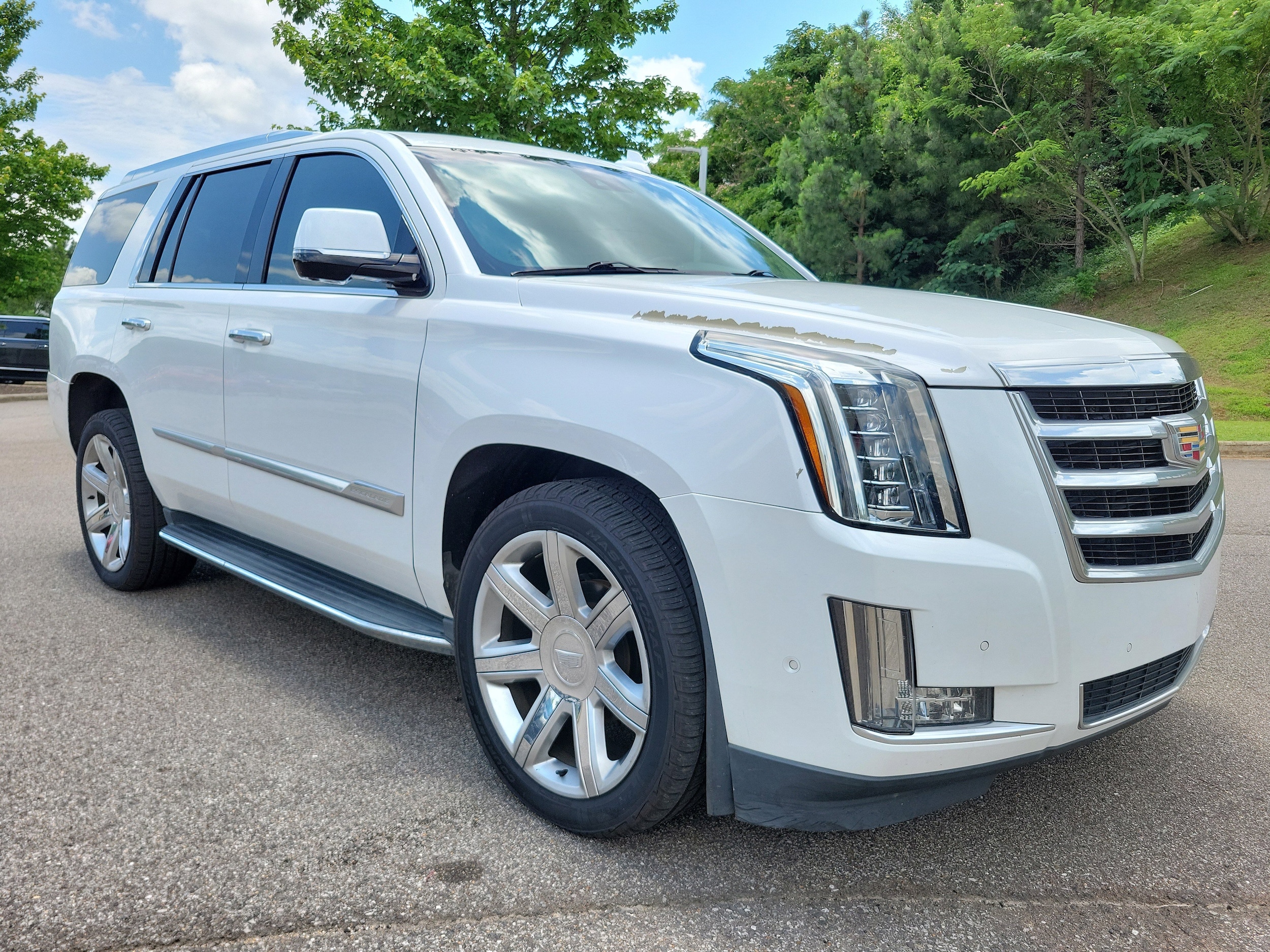 2018 Cadillac Escalade AWD Luxury's photo