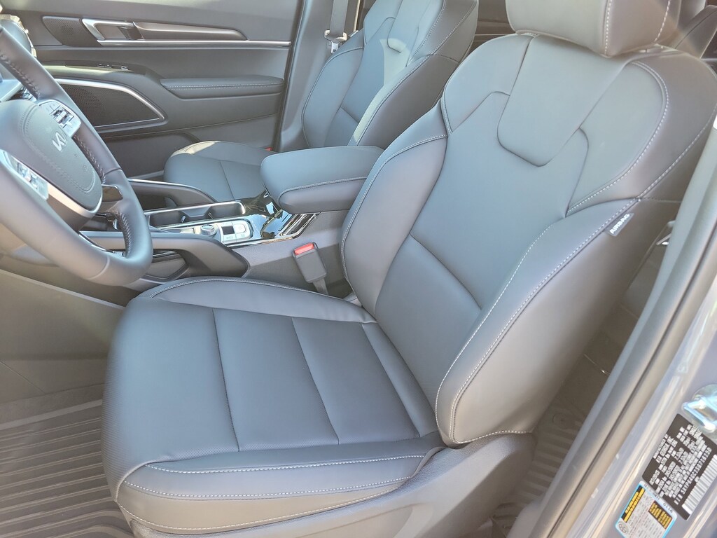 New 2025 Kia Telluride S SUV