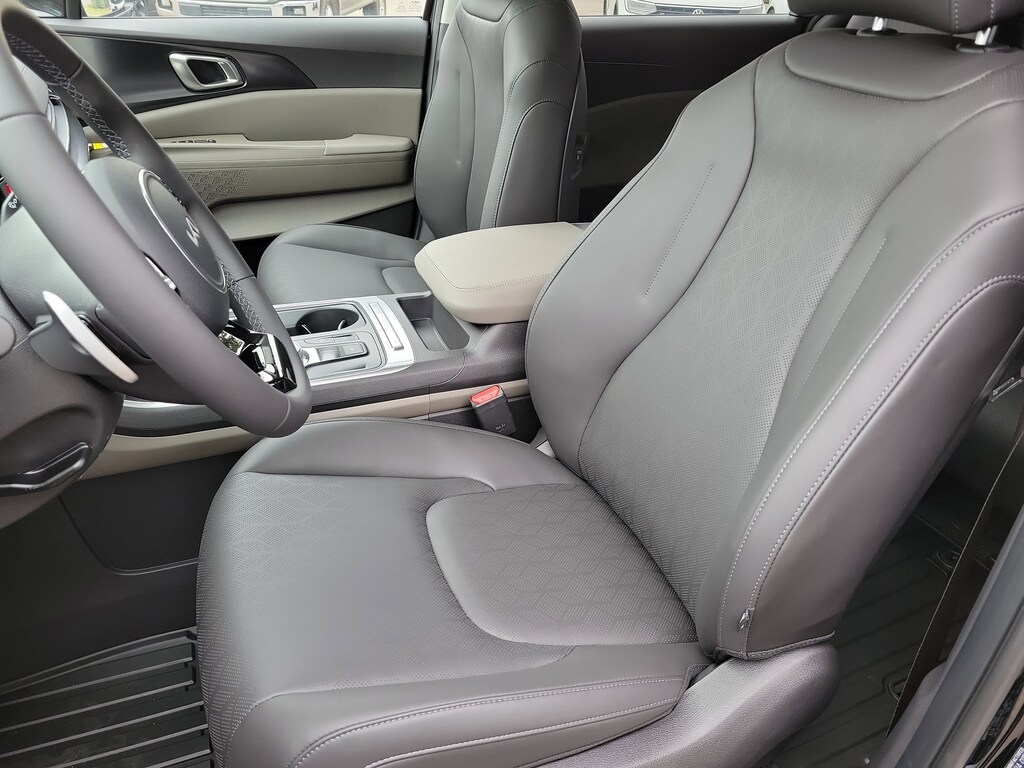 New 2026 Kia Carnival Hybrid LXS Van Passenger Van