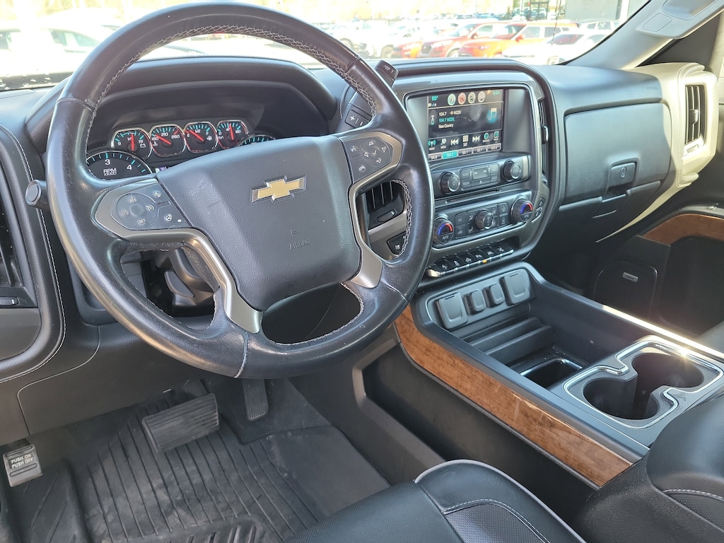 Used 2018 Chevrolet Silverado 1500 High Country Truck Crew Cab