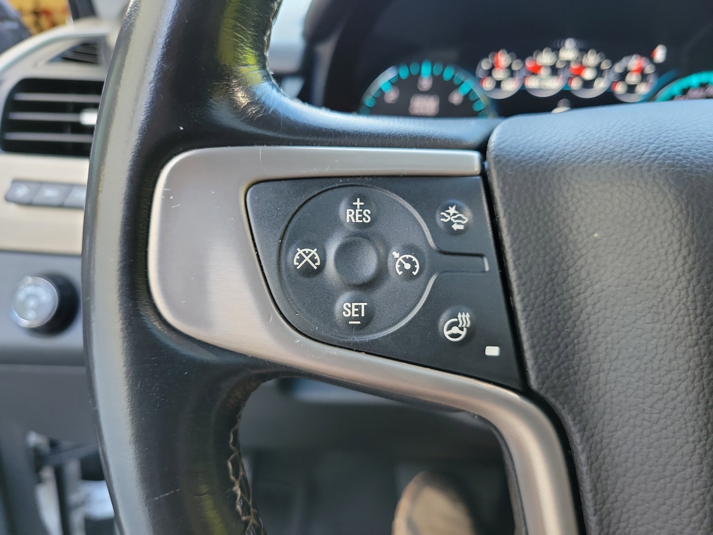 2020 GMC Yukon XL Denali - Photo 17