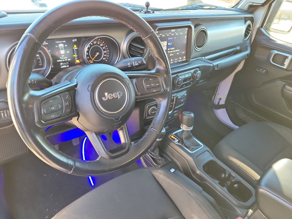 Used 2021 Jeep Gladiator Sport Truck Crew Cab