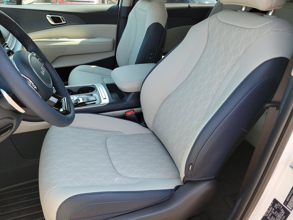 New 2026 Kia Carnival Hybrid EX Van Passenger Van