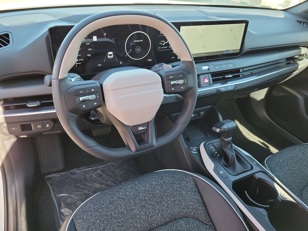 New 2025 Kia K4 GT-Line Sedan