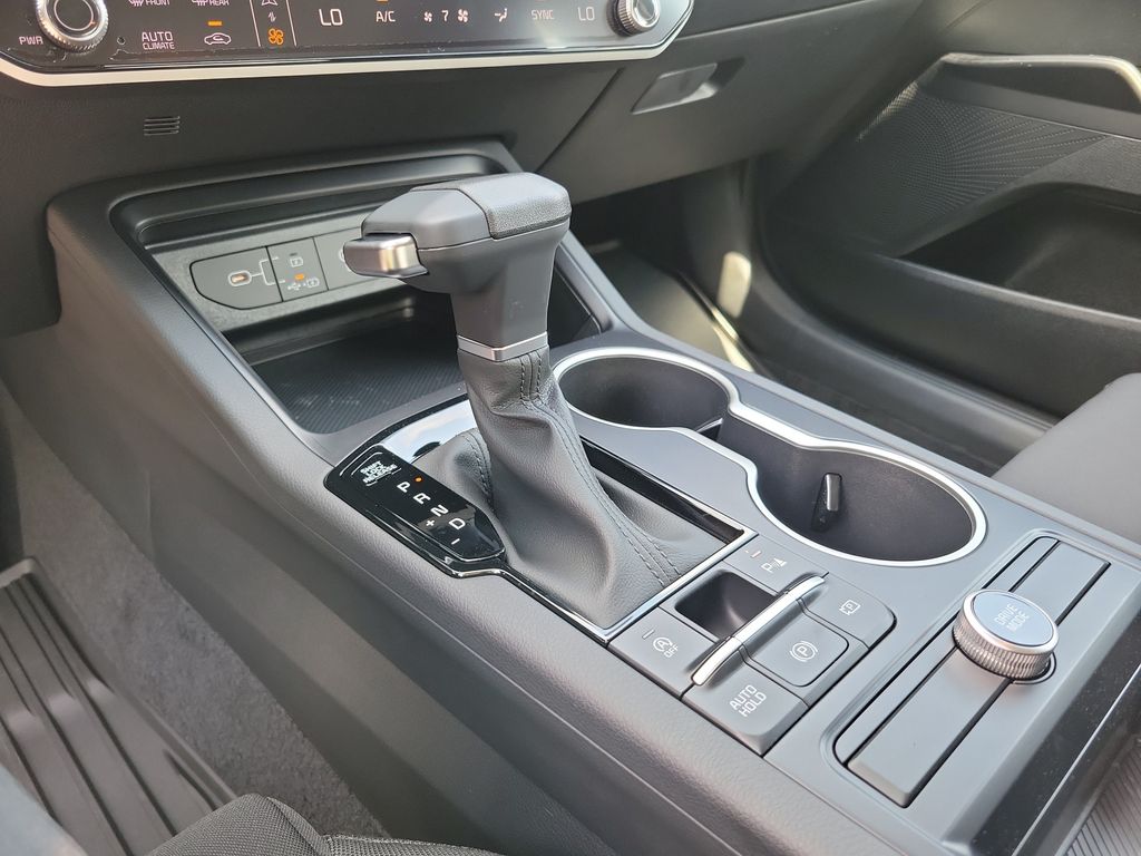 2026 Kia K5 LXS - Photo 17