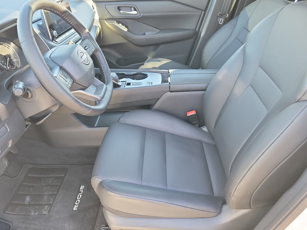 Used 2026 Nissan Rogue SV SUV