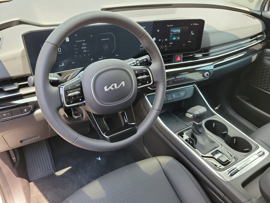 New 2026 Kia Carnival SX Prestige Van Passenger Van