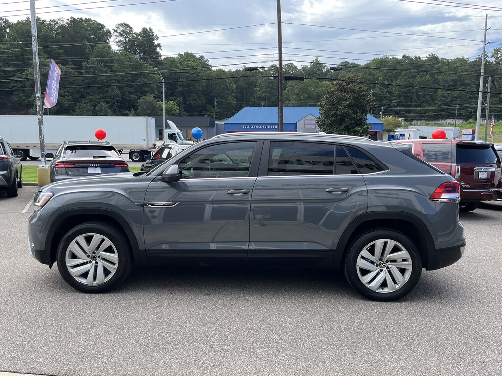 Used 2023 Volkswagen Atlas Cross Sport 2.0T SE w/Technology SUV