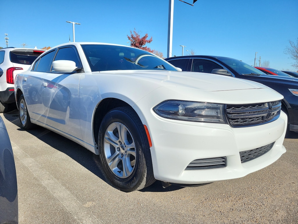 Used 2019 Dodge Charger SXT Sedan