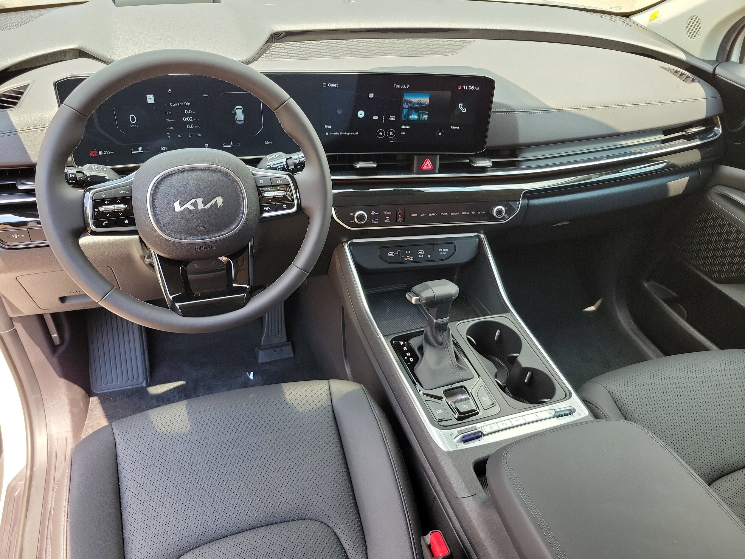 2026 Kia Carnival SX Prestige - Photo 9