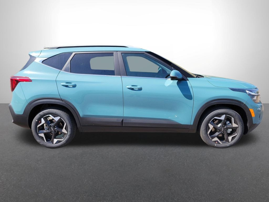New 2026 Kia Seltos EX SUV