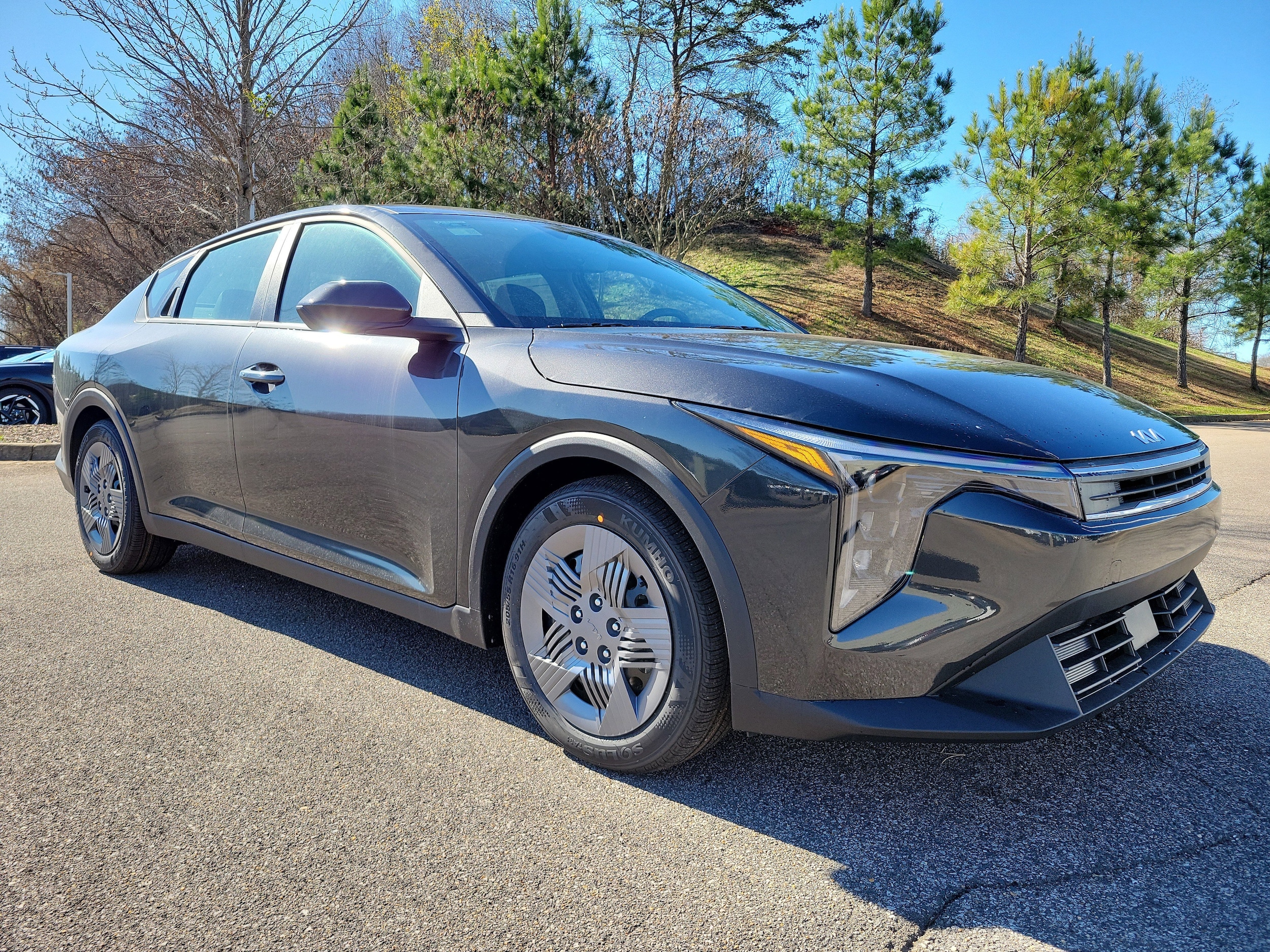 2025 Kia K4 LX's photo