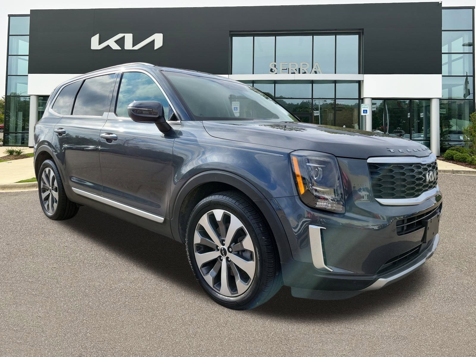 2022 Kia Telluride S's photo