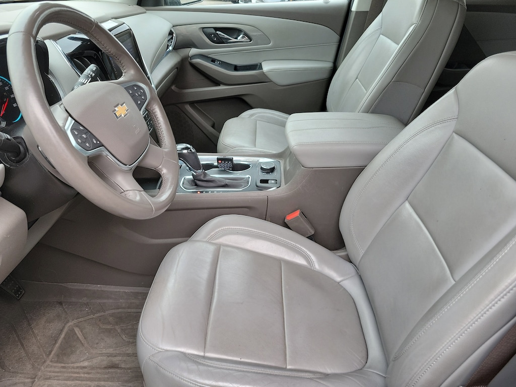 Used 2020 Chevrolet Traverse LT Leather SUV