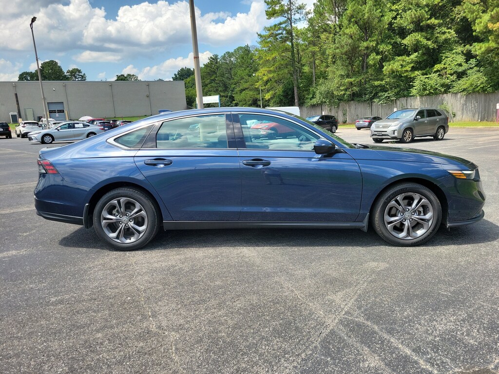 Used 2023 Honda Accord EX w/BSI Sedan