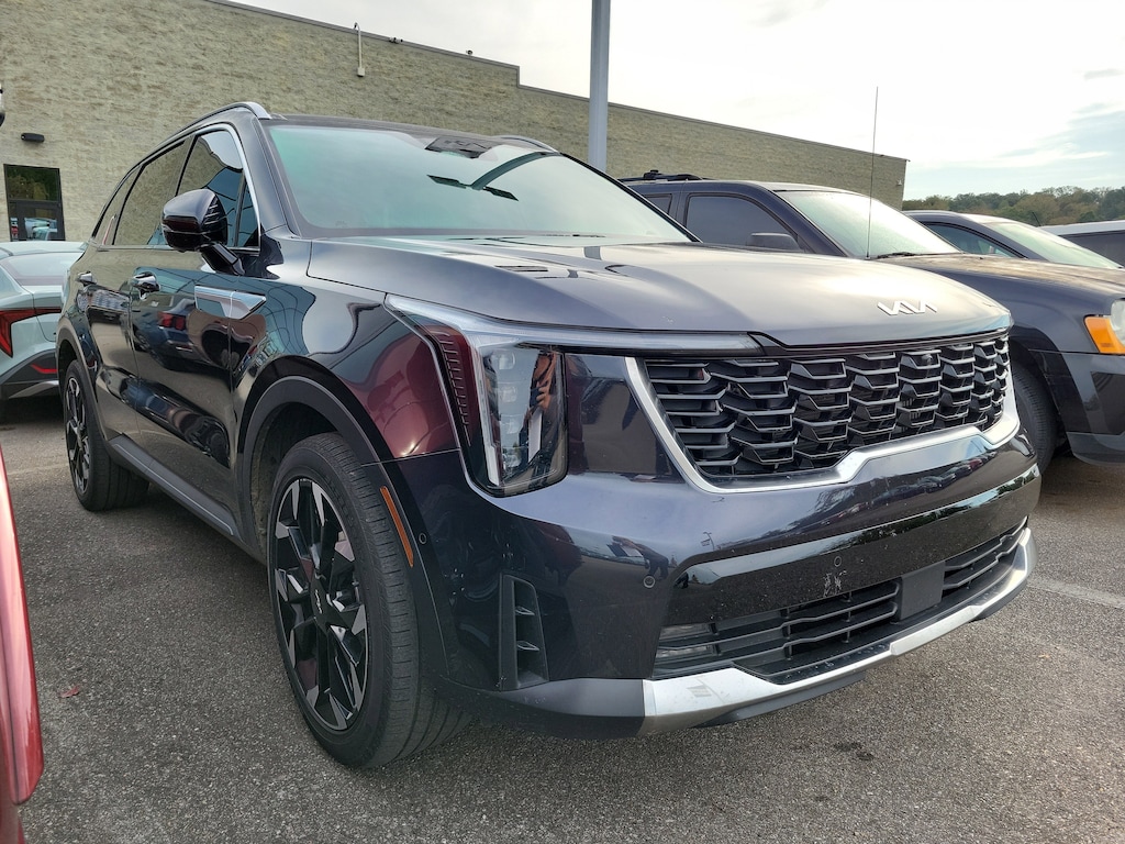 Used 2025 Kia Sorento SX SUV