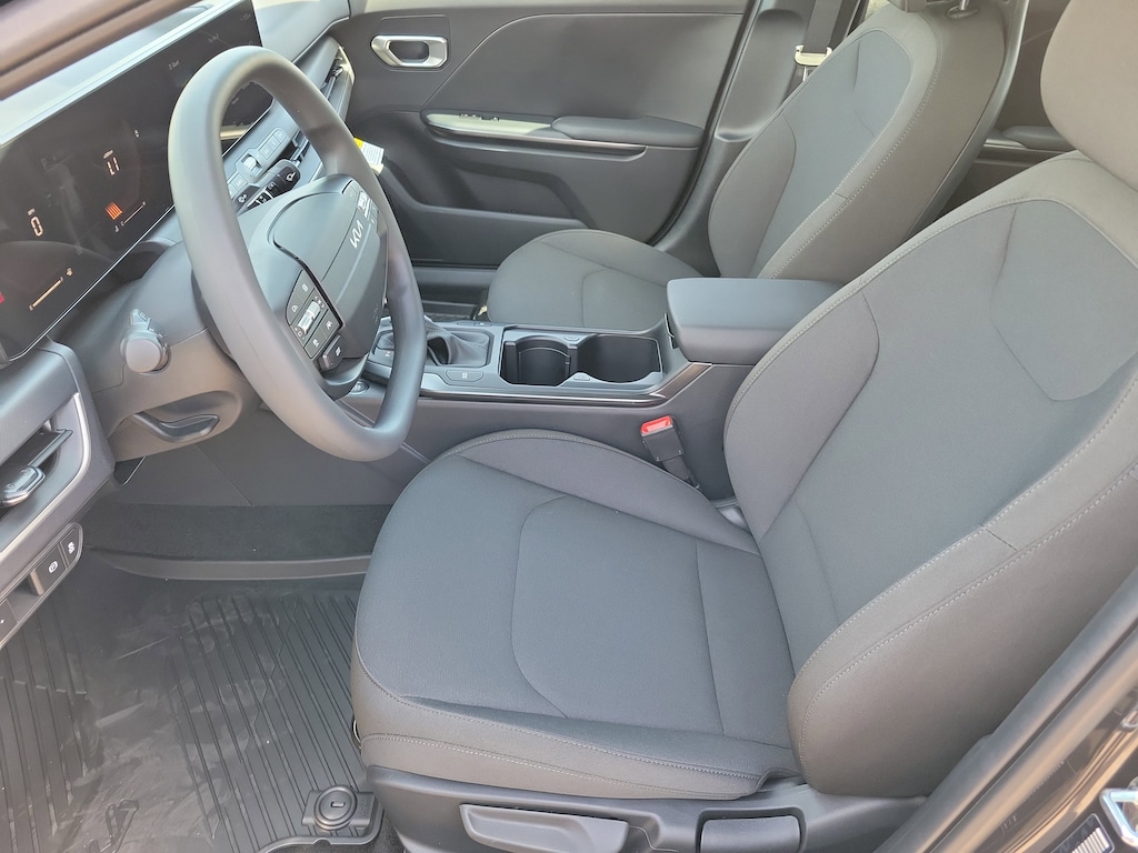 New 2026 Kia K4 LXS Sedan