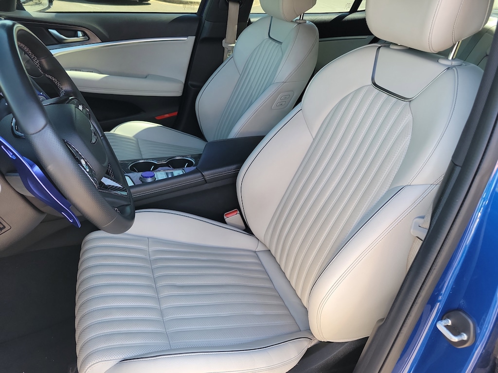 Used 2025 Genesis G70 2.5T Sport Prestige RWD Sedan