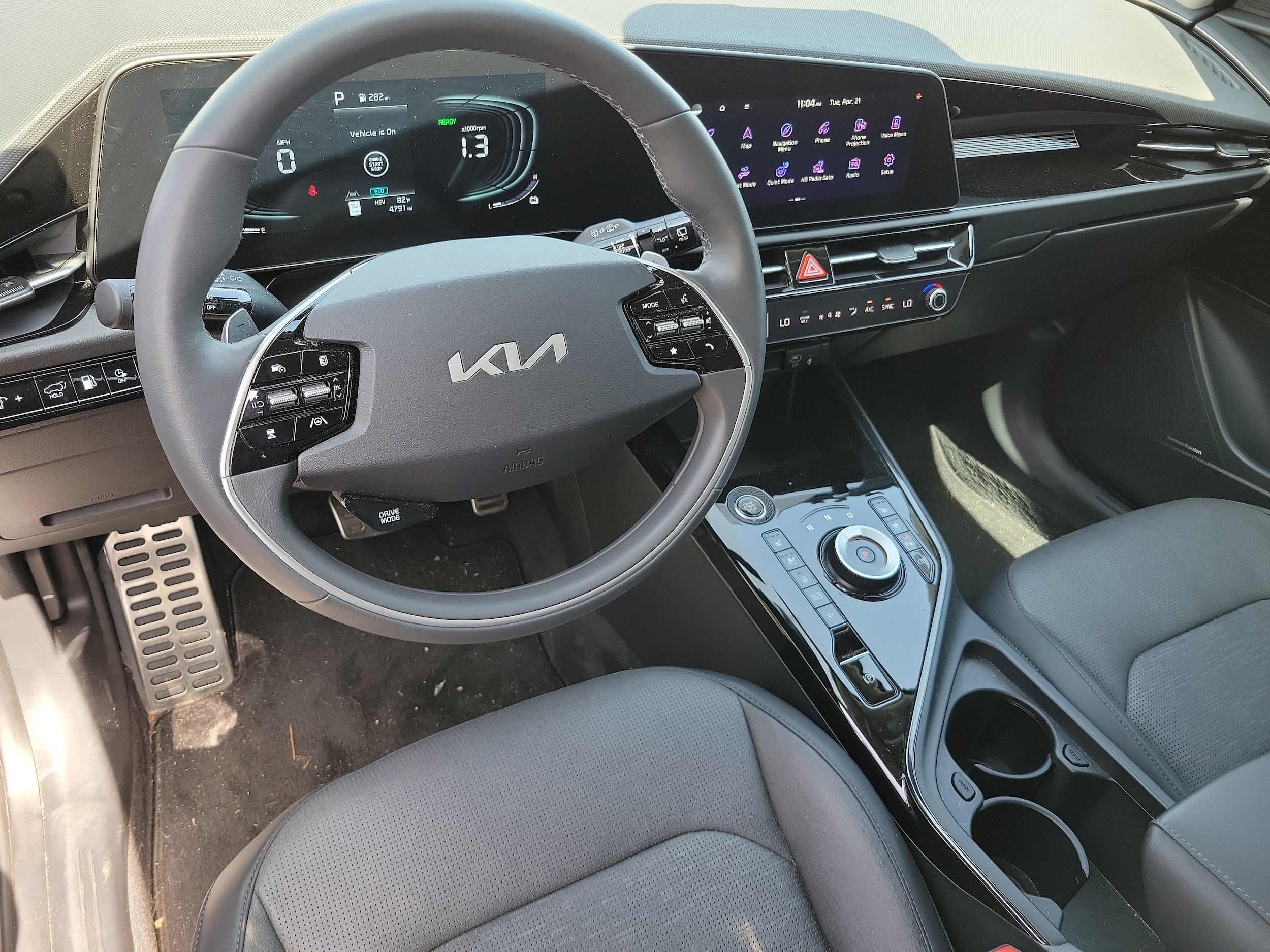 Used 2024 Kia Niro SX Touring with VIN KNDCR3LFXR5165235 for sale in Birmingham, AL