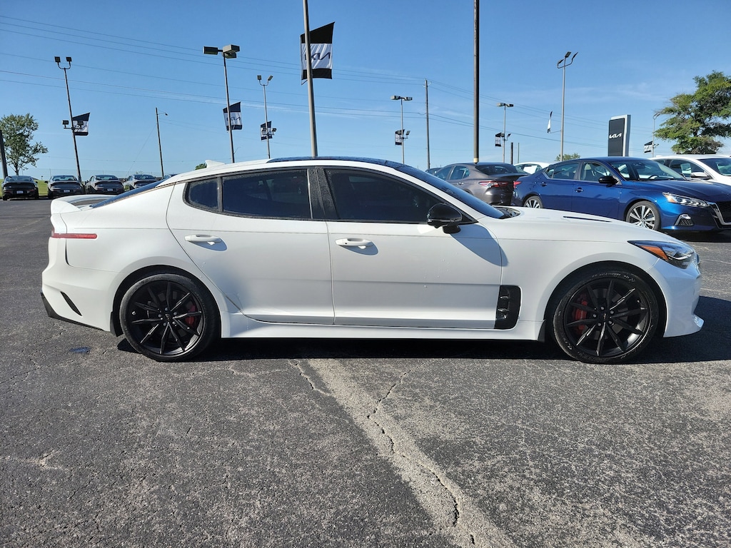 Used 2022 Kia Stinger GT2 Sedan