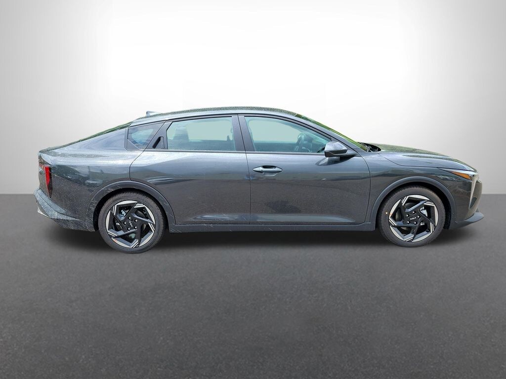 New 2026 Kia K4 EX Sedan