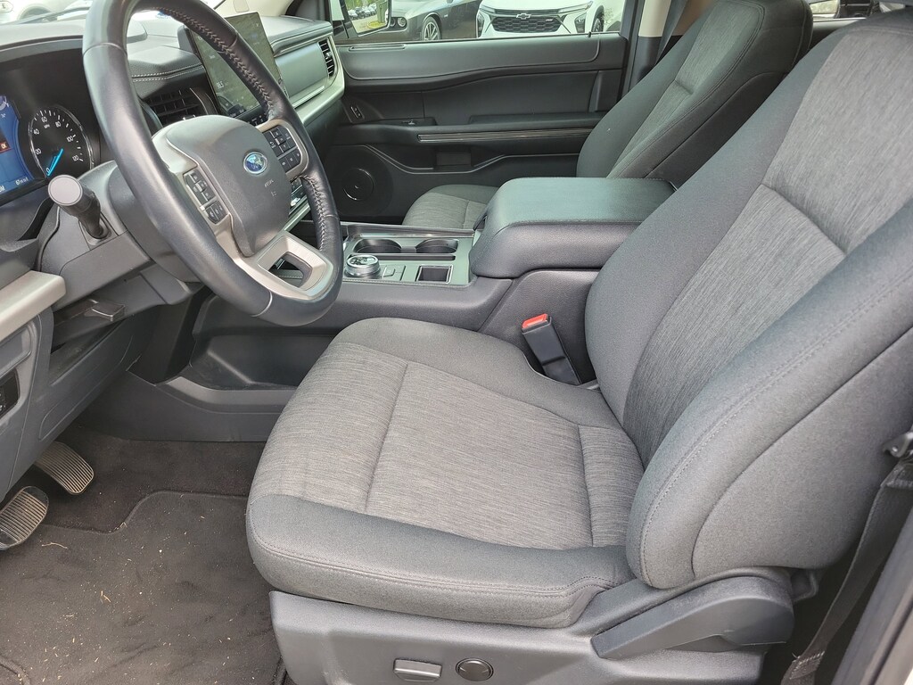 Used 2022 Ford Expedition XLT SUV