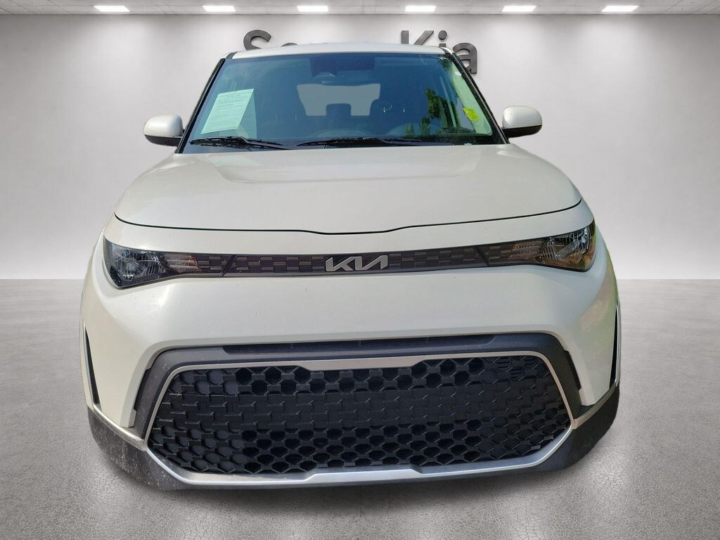 Used 2023 Kia Soul LX Hatchback