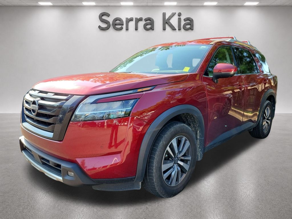 Used 2023 Nissan Pathfinder SL SUV