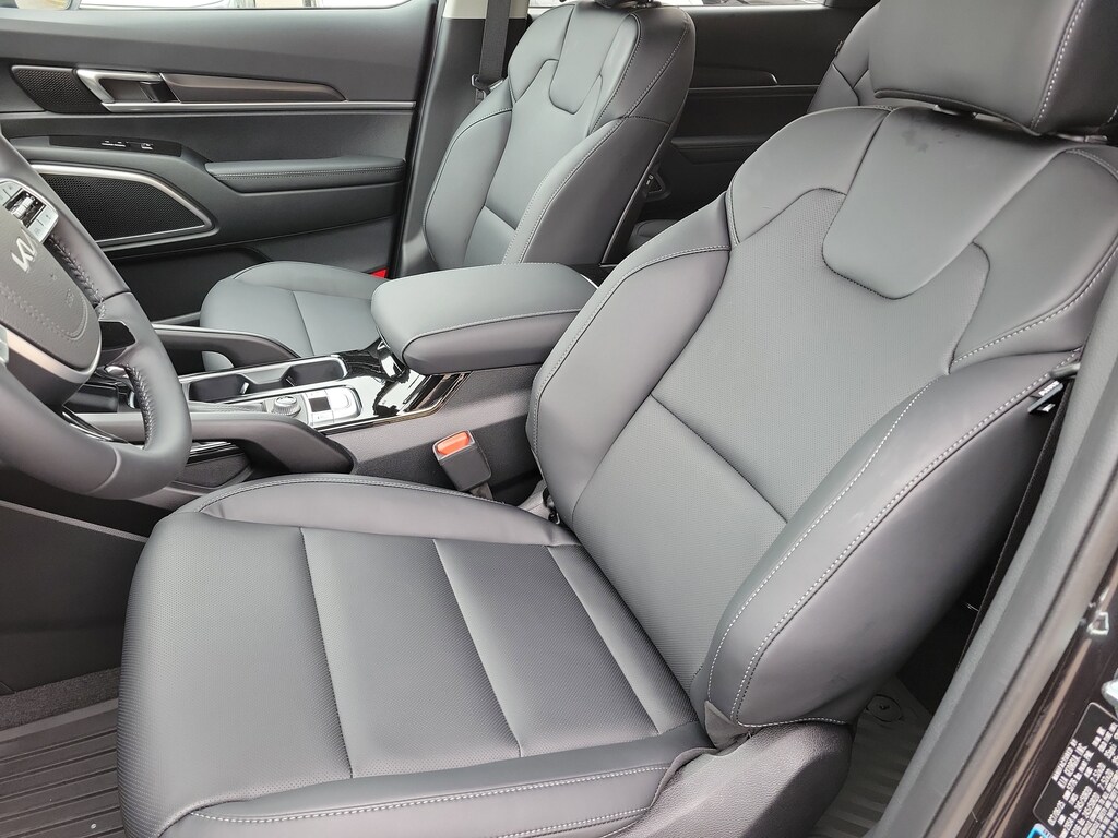 New 2025 Kia Telluride S SUV