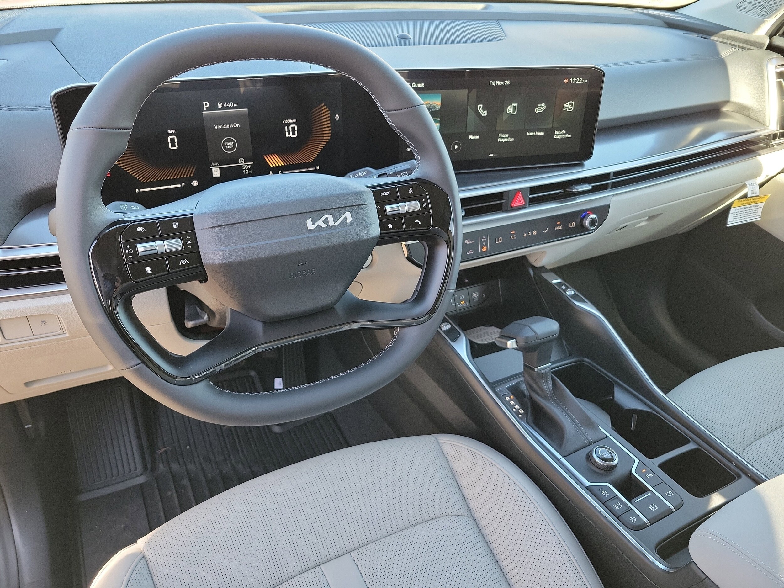 2026 Kia Sorento S photo 2