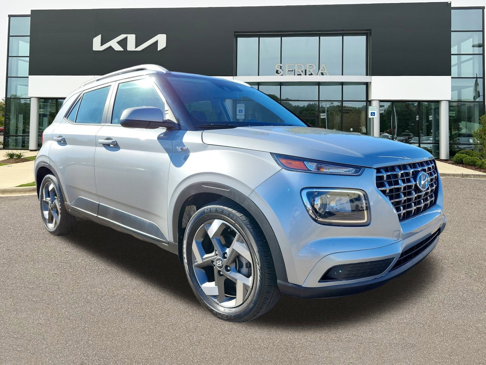 2021 Hyundai Venue SEL's photo