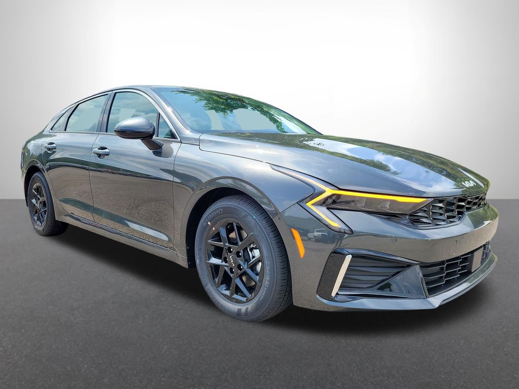 2026 Kia K5 LXS - Photo 6