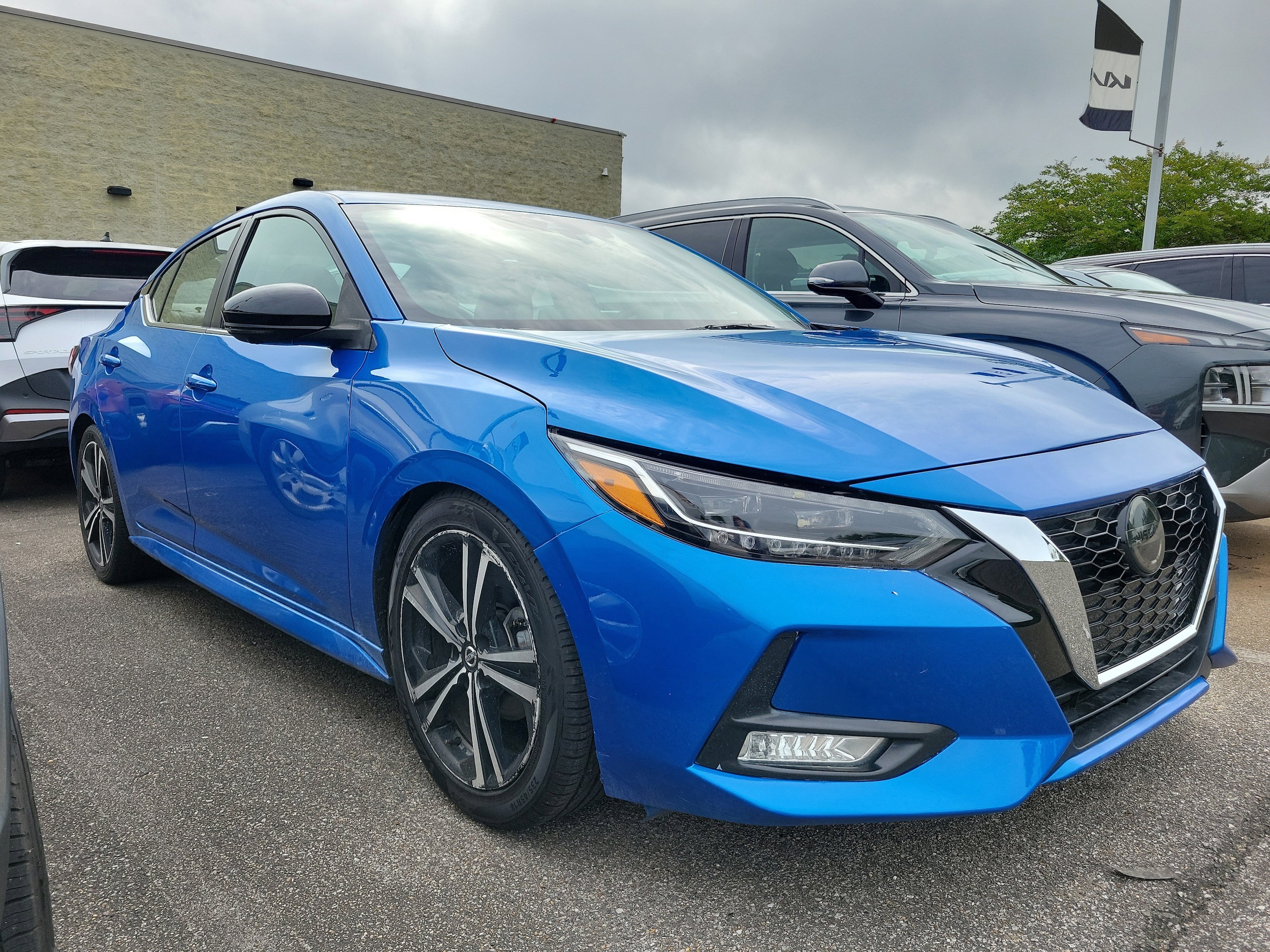 2021 Nissan Sentra SR CVT's photo