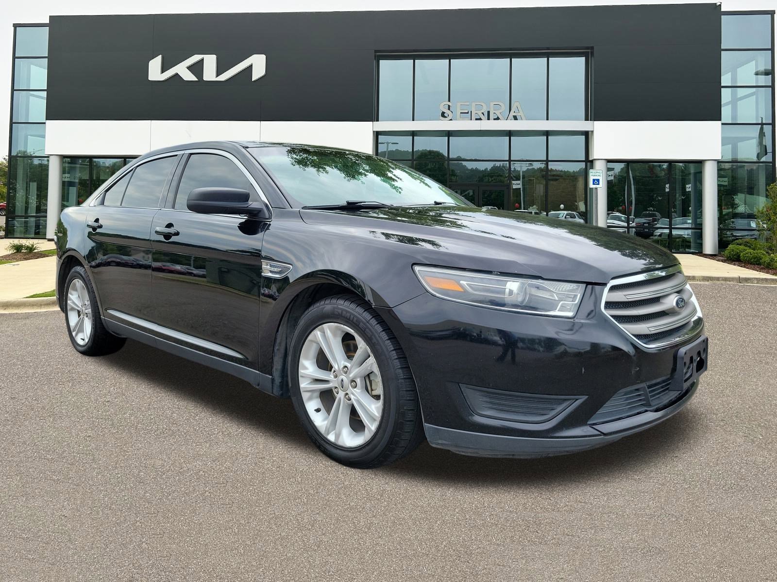 2016 Ford Taurus SE