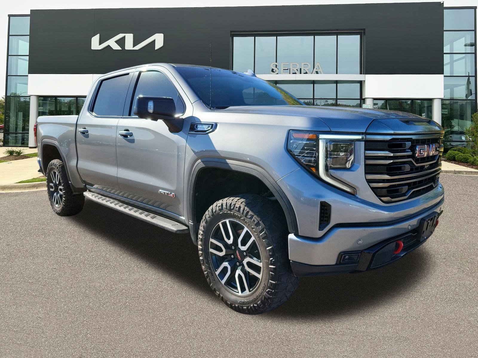 2024 GMC Sierra 1500 AT4's photo