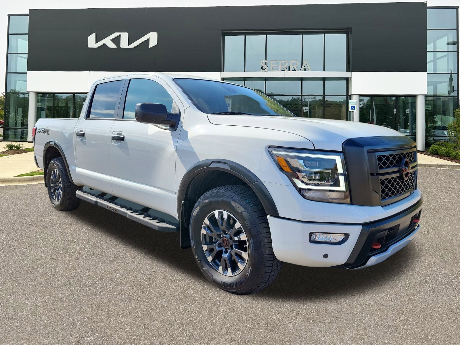 2024 Nissan Titan PRO-4X