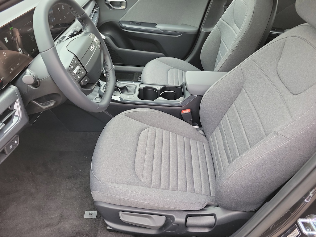 New 2025 Kia K4 EX Sedan