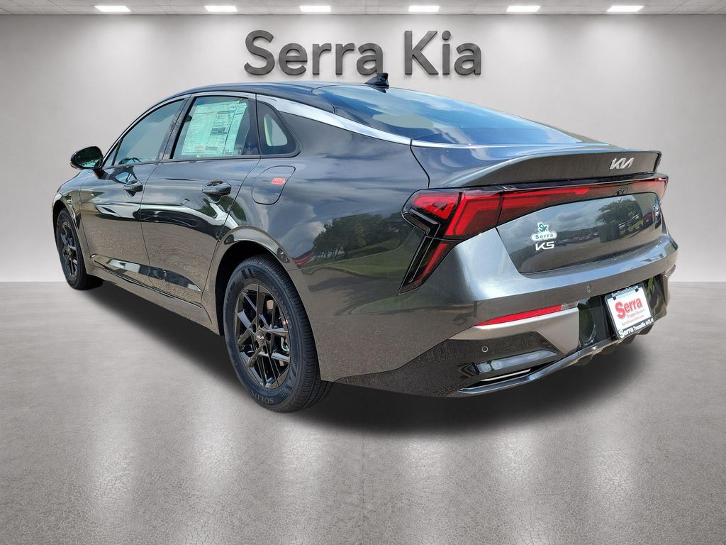 2026 Kia K5 LXS - Photo 3