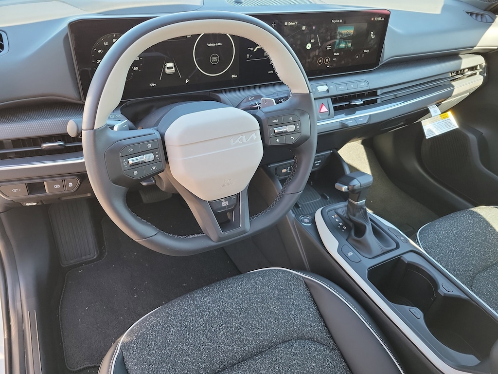 New 2025 Kia K4 GT-Line Sedan