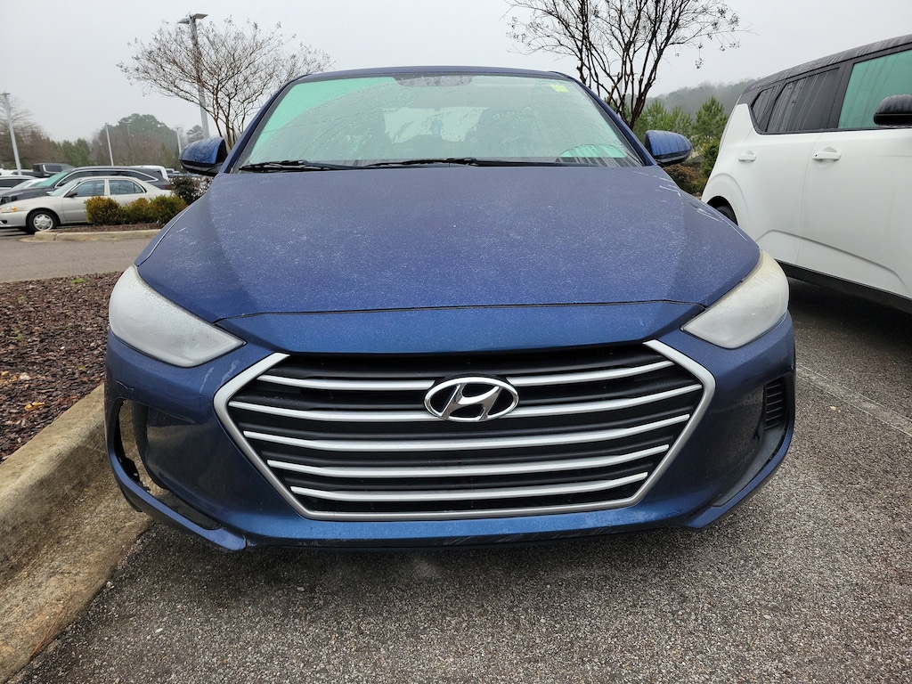 Used 2018 Hyundai Elantra SE Sedan