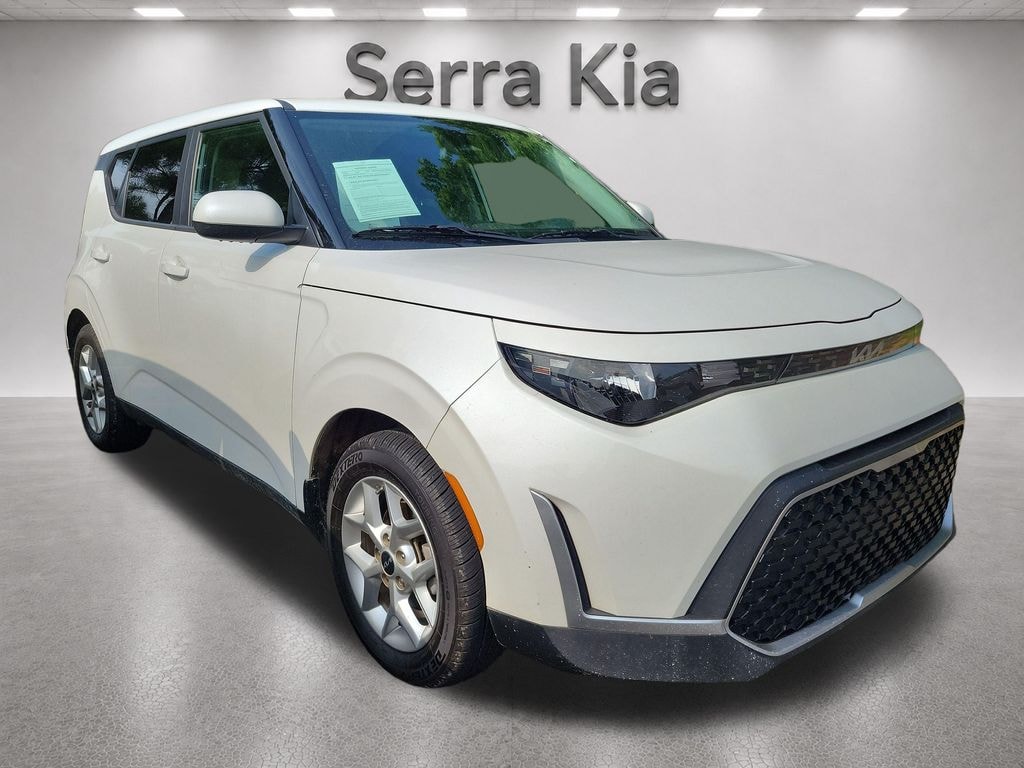 Used 2023 Kia Soul LX Hatchback